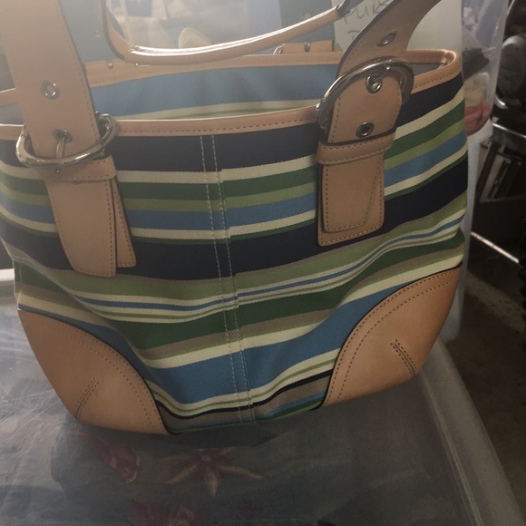 Coach purse - Picture 4 of 6